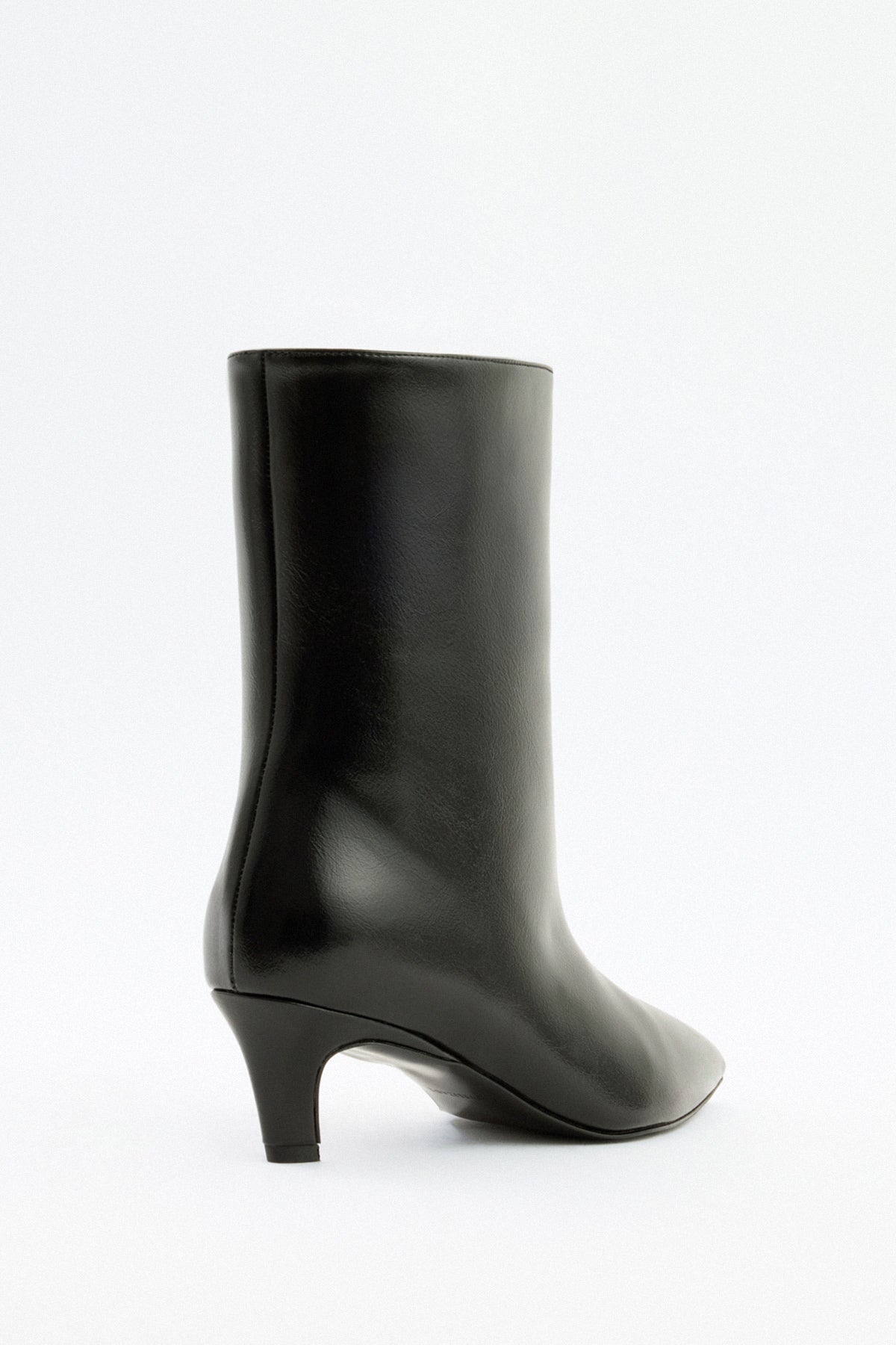 Ankle boots 10