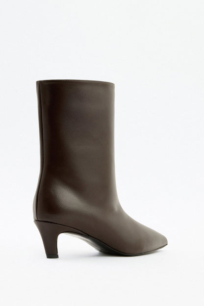 Ankle boots 5