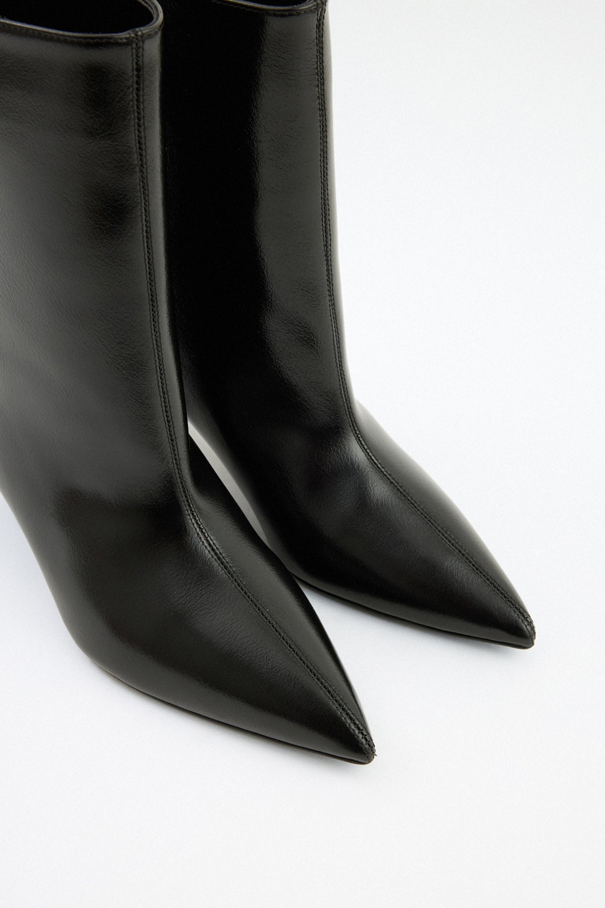 Ankle boots 7
