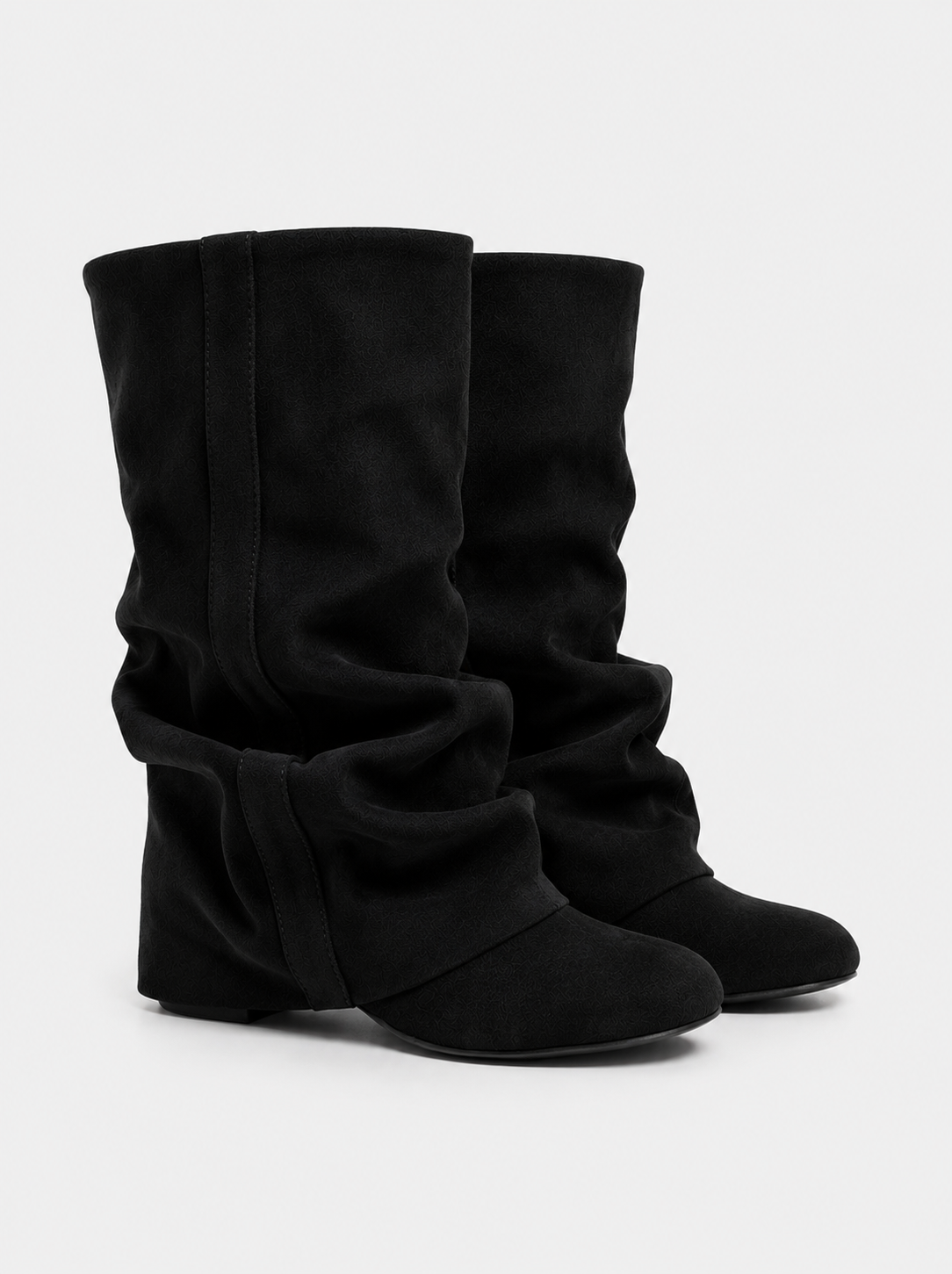 SlouchyBlackboots 61be186f 0bb3 44a7 a468 e833f2dd1757