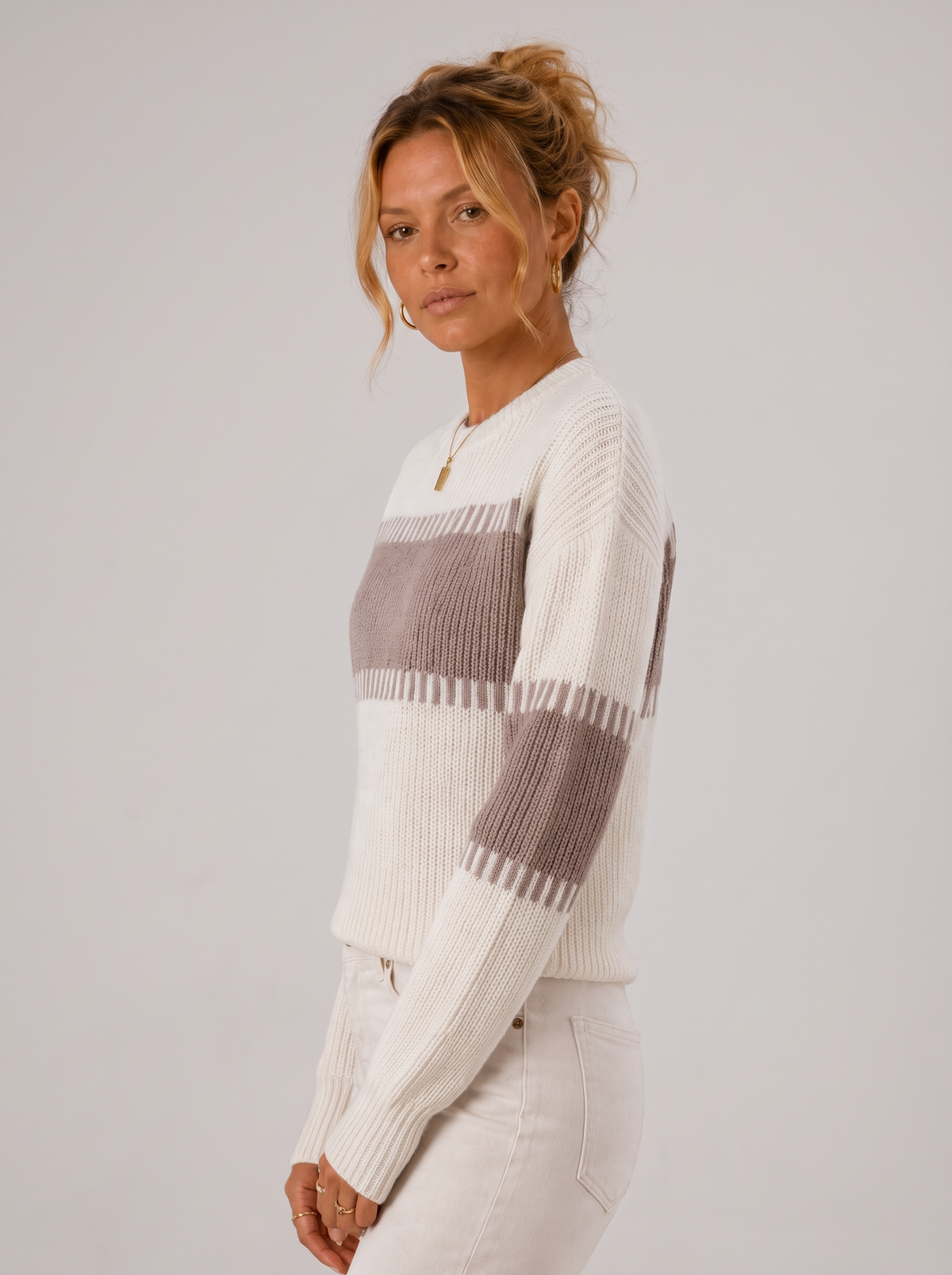 Women's Crew Neck Pullover Sweater - Ribbed Hem and Cuffs