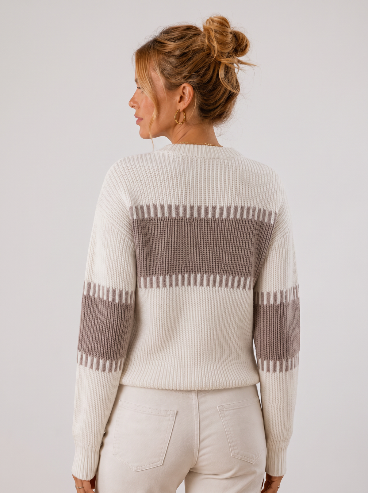 Women's Crew Neck Pullover Sweater - Ribbed Hem and Cuffs
