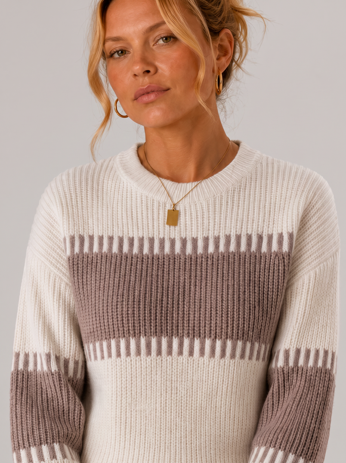 Women's Crew Neck Pullover Sweater - Ribbed Hem and Cuffs
