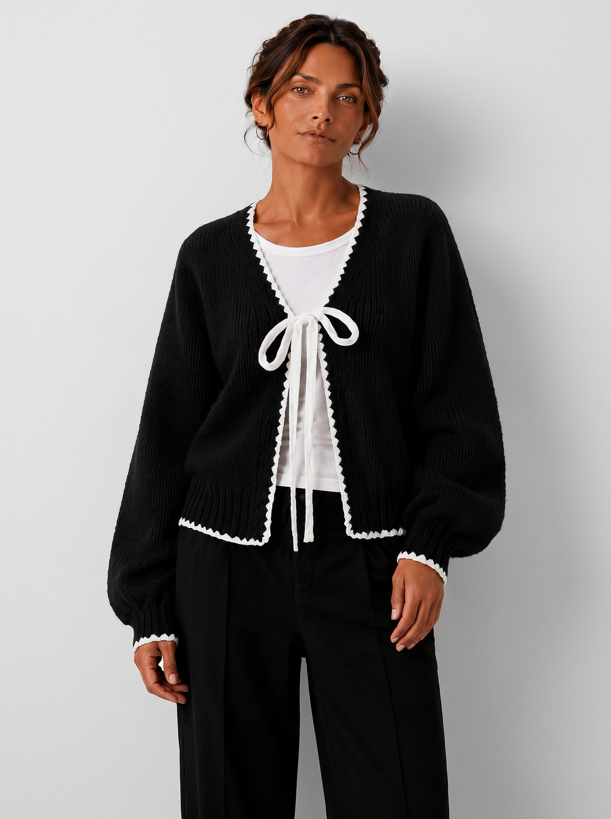 Scalloped Trim Cardigan for Women - Bow Front