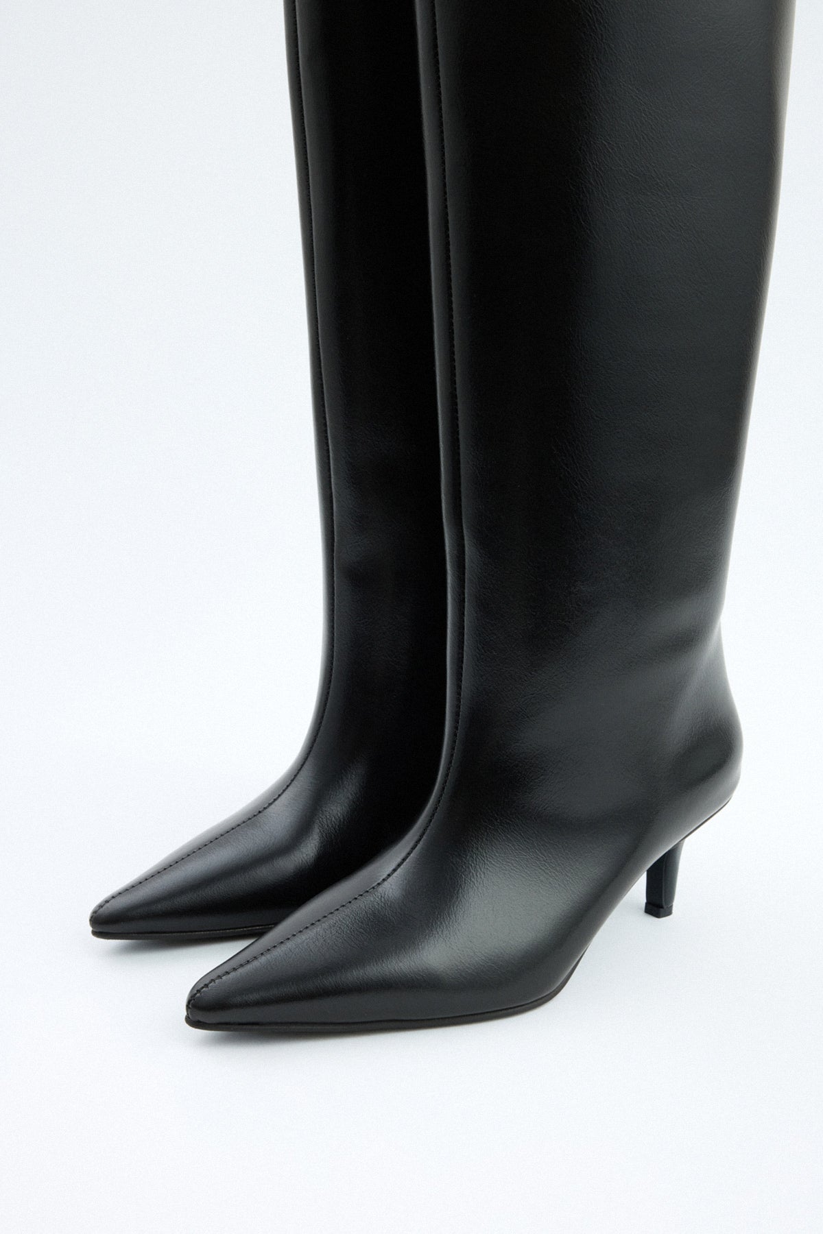 knee high boots 4